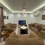 1108 . Spacious 3Br Apt. 2Ba Near Airport
