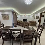 1108 . Spacious 3Br Apt. 2Ba Near Airport
