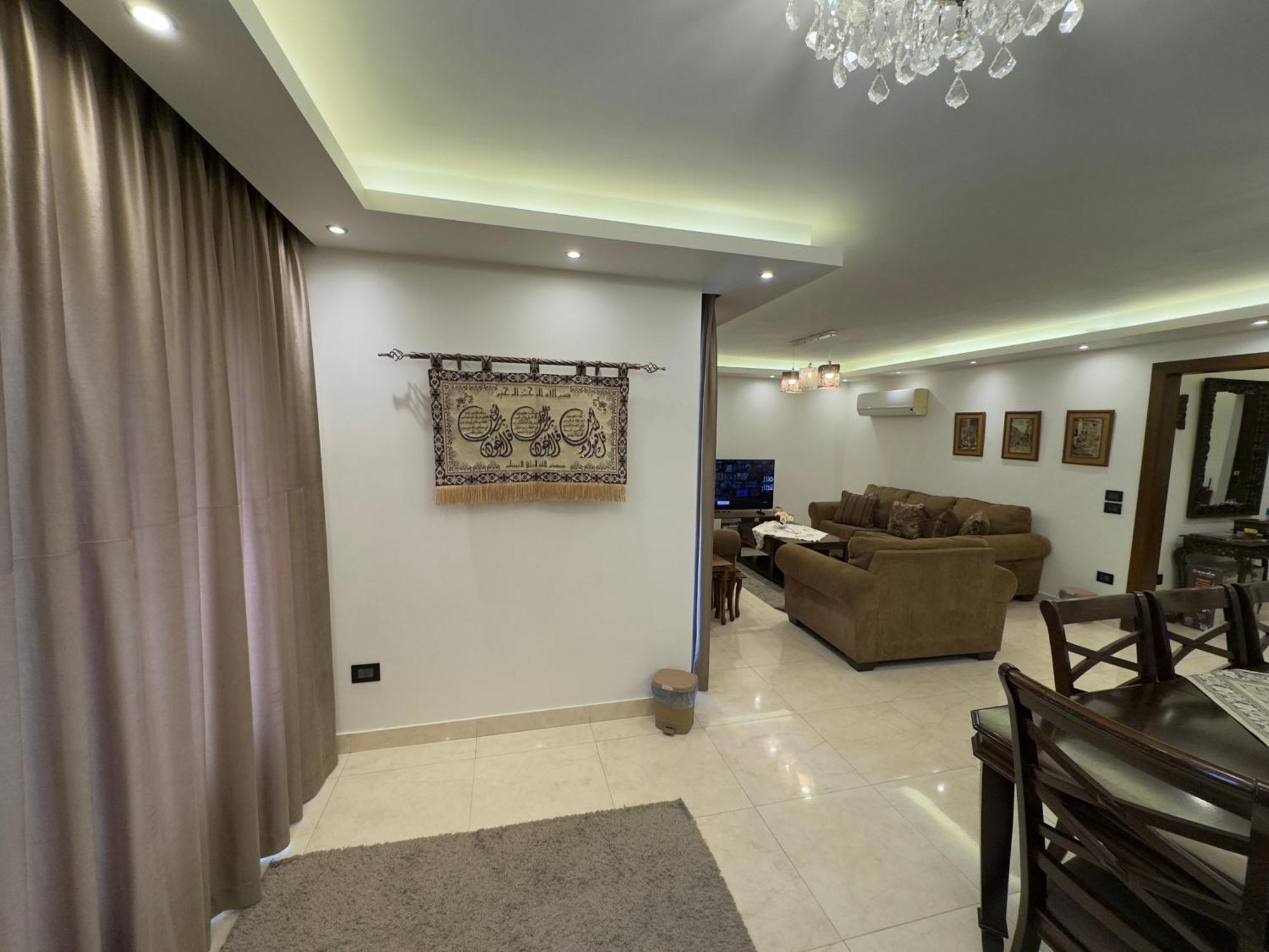 Apartment 1108 . Spacious 3br Apt. 2ba Near Airport *