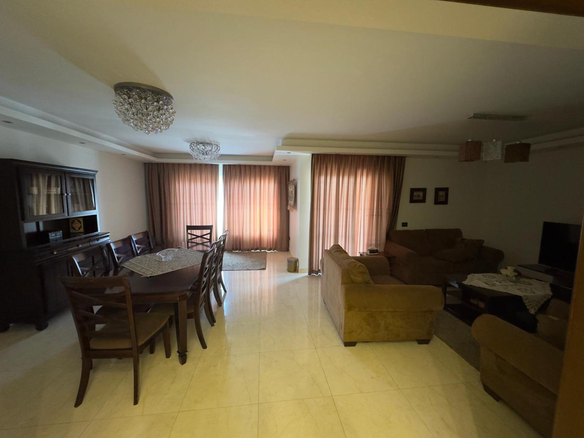 1108 . Spacious 3br Apt. 2ba Near Airport * Cairo