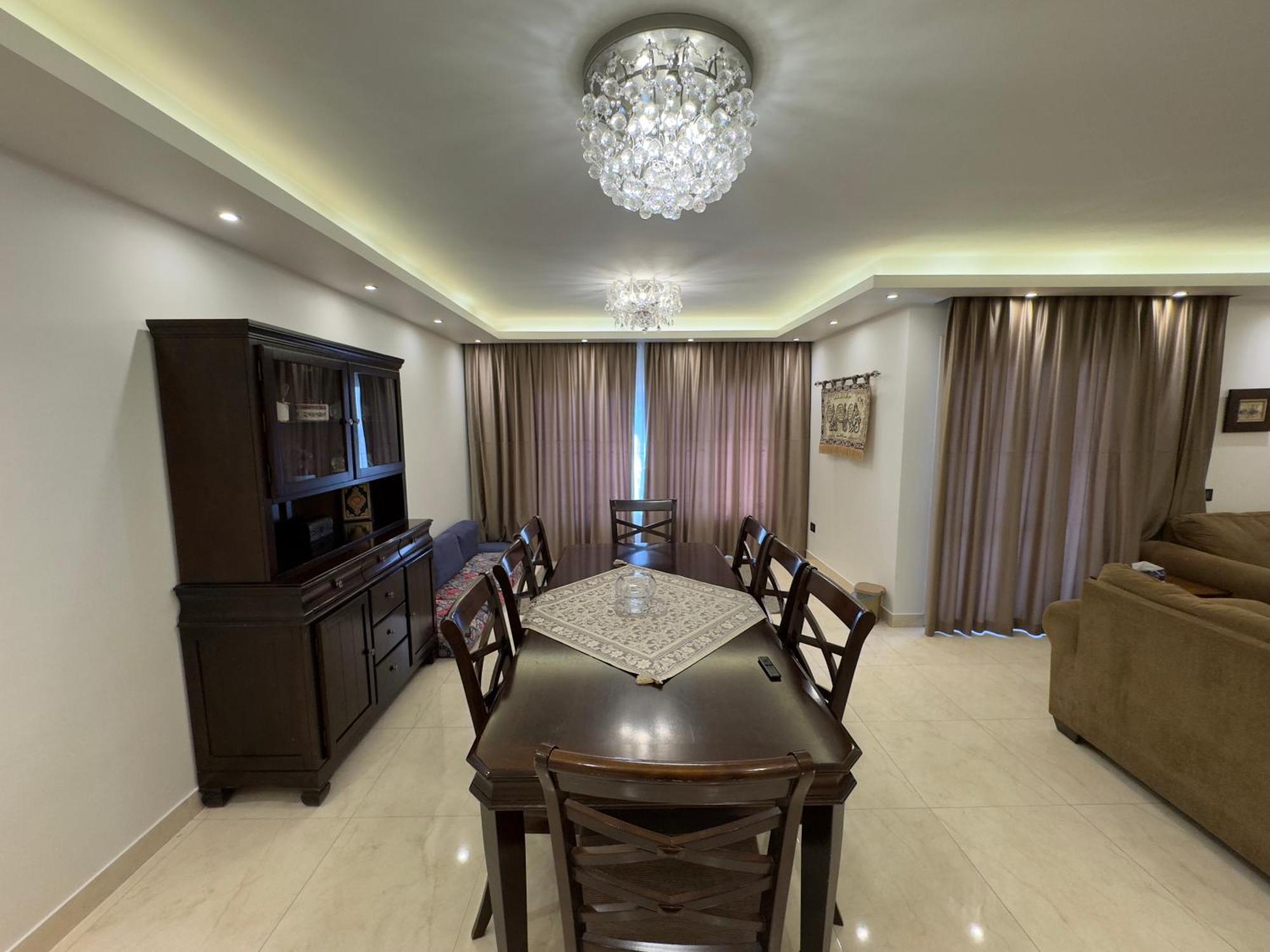 Apartment 1108 . Spacious 3br Apt. 2ba Near Airport